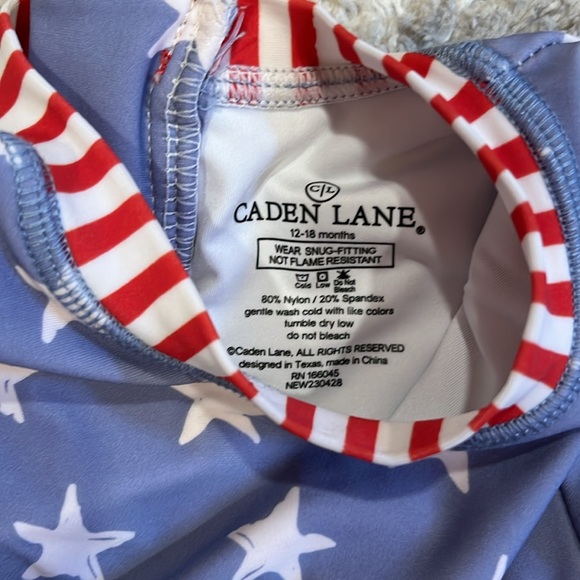 Caden Lane Long Sleeve Rash Guard w Ruffle Butt - Picture 3 of 4